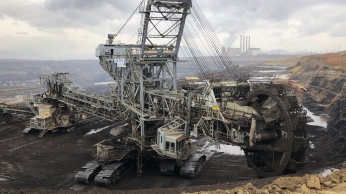 Bagger 288: The World's Largest Land Vehicle
